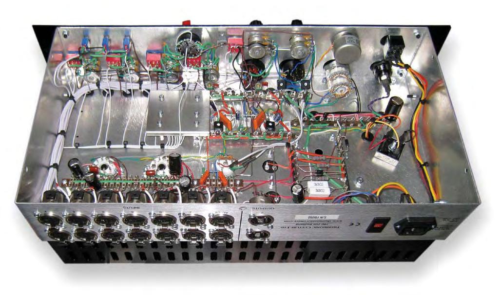 THERMIONIC CULTURE FAT BUSTARD (Spread Filter) determines the frequency range that is affected, with options for all frequencies, or only those above 100, 250 and 3000Hz, respectively.