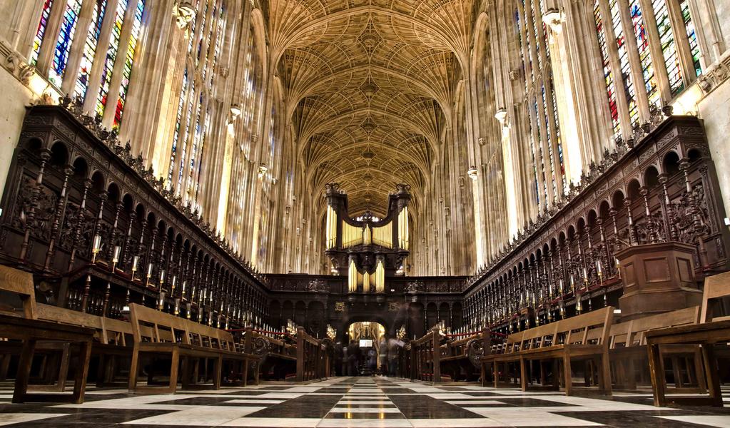Sing a Compline service in the iconic King s College Chapel, our original home One of these will be a talk by Declan Costello, a renowned laryngologist (voice doctor), who will be talking about the