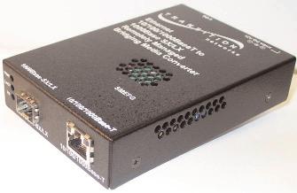 Stand-Alone Media Converter Copper to Fiber 10/100/1000Base-TX to 1000Base-SX/LX Small Form Fact Pluggable (SFP) Fiber Port Transition Networks SMEFG1040-1xx series media converters connect