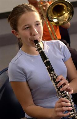 The Academic Benefits Learning music develops and improves learning abilities. Music education develops basic cognitive and learning skills that improve student performance across all subject areas.