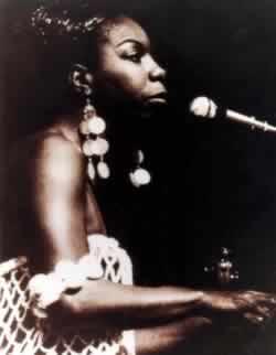 Nina Simone - Pastel Blues Nina Simone (1933 2003) was an American singer, songwriter, pianist, arranger, and civil rights activist.