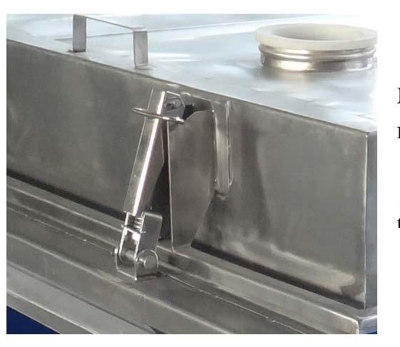 Clamp for screener top cover The fast clamp for top cover is adjustable, and it is easy to open and fasten Top cover The M series gyratory screener as the major production of our company,