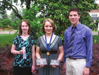 right: Amanda Hester, 3rd Place, Elizabeth Benson,, winner, and Taylor Pounds,