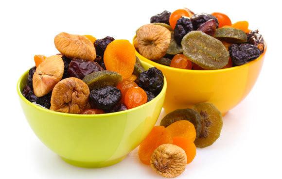 » Fructe care ajută tranzitul intestinal: - prune,