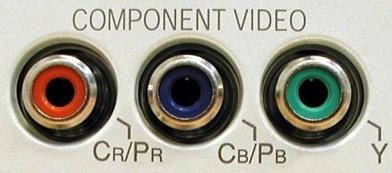 Joonis 13 Komponentvideo ühendused Pisut erinev on komponentvideo süsteem, kus videosignaalist eraldatakse värvitu komponent ehk heledus (luminance, tavaliselt tähistusega Y) ja kaks värvuserinevuse