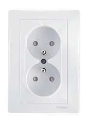 socket-outlet with side earth 16 A - 250 V AC, 2P+E, shuttered with lift terminals SDN3000421 SDN3000423 SDN3000460 SDN3000468 Double socket-outlet with pin earth - CZ, SK standard 16 A - 250 V AC,