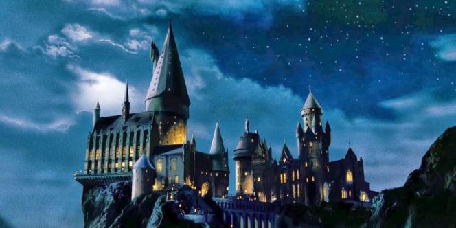 A Night at Hogwarts It s that magical time of the year when Hogwarts letters will be sent out and students will