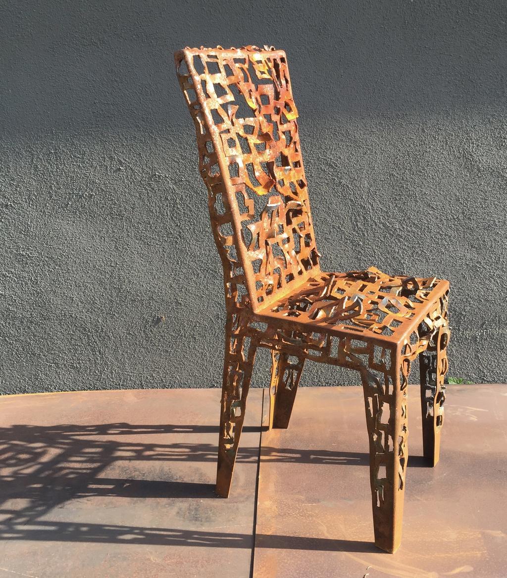 Refugee Chair 2015 Wrought iron. 97 x 45 x 40 cm.