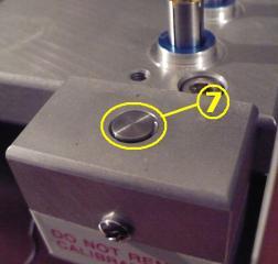 Manual tool changer Once in a manual tool change position you will be able to control the spindle collet. Pushing the button on the calibration pad will open the spindle collet.