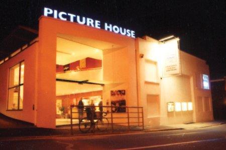 Exeter film culture: on campus and in the city Campus Cinema XTV (NASTA TV awards) Film Studies Society (Guild) Cinemas including Vue, Odeon,
