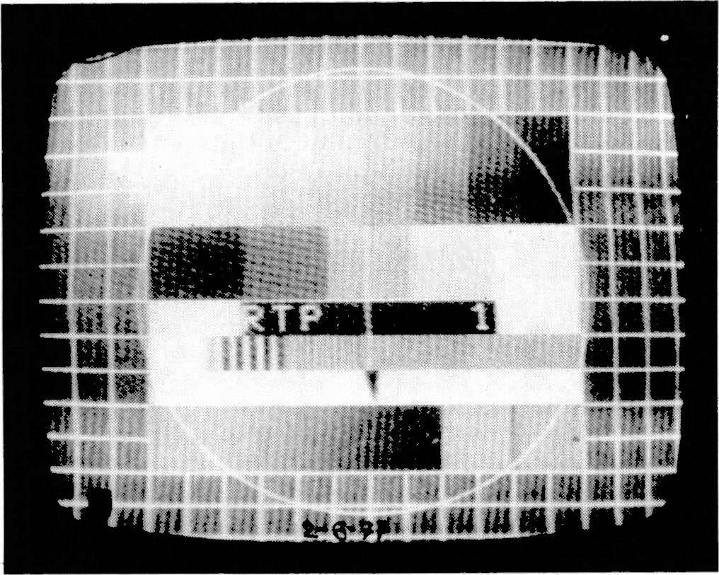 jaill11111111111111 44 44 Ui,i 4162 111111 The Fubk test pattern used by RIP (Portugal), ch. E3. Photo courtesy Ryn Muntjewerff.