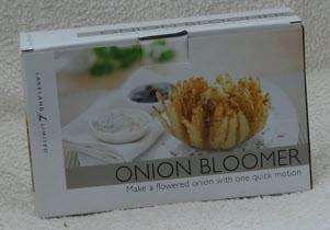 Lakeland Ltd: make a flowered onion with one quick motion