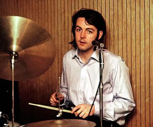 23 Paul McCartney Maybe I m Amazed McCartney 70 Written in London, on piano. A promotional movie of the song was created featuring Linda s photography in a slide show.