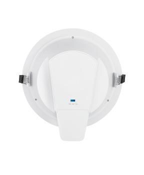 NEW JULY 2018 5 LEDVANCE luminaires Portfolio Summer 2018 Downlight Comfort Family Overview Product Name lm GTIN (EAN) DL COMFORT DN130 13W/3CCT 1030/1210/1110 4058075104068 DL COMFORT DN155 18W/3CCT