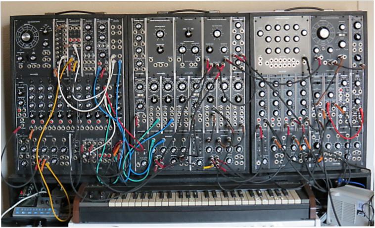 Yves Club of the Knobs Modular GS: Which synthesizers, beside the MiniBrute of course, are your favourite instruments and of which synthesizers does your current setup consist?