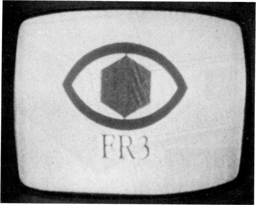 FR3 (France) from Brest on channel 24, with ch. 23 chromal vision beat interference. The ch. 23 burst can be seen half way across the screen. Brest ch.