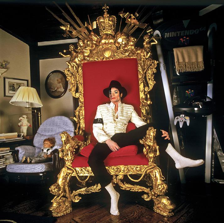 Michael Jackson at his Neverland Ranch. You have shots of his Neverland Ranch that nobody had shot before. How did you gain his trust? I m Scottish, and I would wear a Scottish tweed jacket.