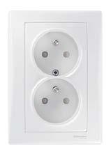 Socket-outlets (complete products) P116968 P116969 SDN3000421 Double socket-outlet with side earth 16 A - 250 V AC, 2P+E, shuttered with lift