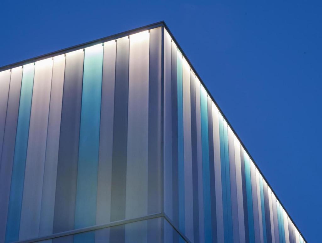 The rainscreen façade was composed of 16mm thick Danpalon BRV panels in an array of four different and complementary colours: green (with a softlite anti-glare co-extrusion), pearlescent green, opal