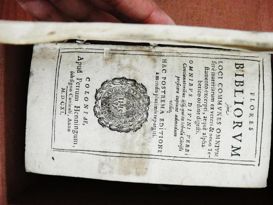 FLORES BIBLIORUM (1611) Early seventeenth-century handpress volume collecting verses from the