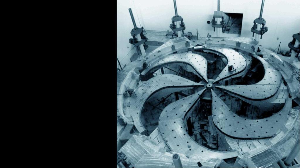 Discovery, accelerated 1 TRIUMF CYCLOTRON MAIN MAGNET POWER