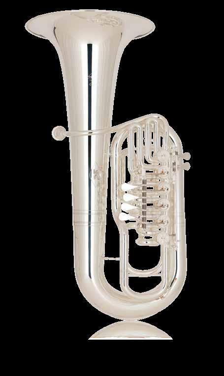 Obvious progress compared to its competitors has been made with the intonation of this F tuba.