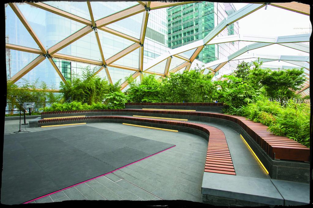 The Roof Garden Performance Space In May 2015 we activated a new performance space in the Crossrail Place Roof Garden, commissioned by the Canary Wharf group.