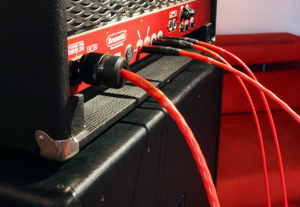 STUDIO SERIES PREMIUM POWER CORD Nordost has always emphasized the importance of power. AC power is what drives your equipment, whether it be a hifi audio system or a Pro Audio set-up.