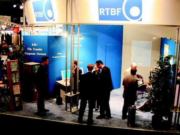 RTBF / Octalis Archives are the flavour of the moment, so the RTBF s live demonstration of satellite access to archive servers at the RTBF in Brussels and the TSR in Geneva was a very popular