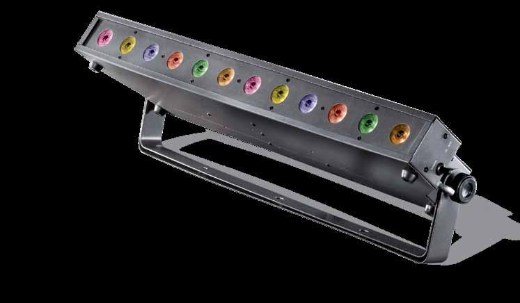 1E700899 700 - RGBW LED bar designed for temporary installation and event - No cable required - Average 14 Hours autonomy - Individual led pixel control - High capacity and long life Lithium