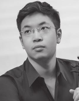 PAUL HUANG violin Recipient of the prestigious 2015 Avery Fisher Career Grant and the 2017 Lincoln Center Award for Emerging Artists, violinist Paul Huang is quickly gaining attention for his