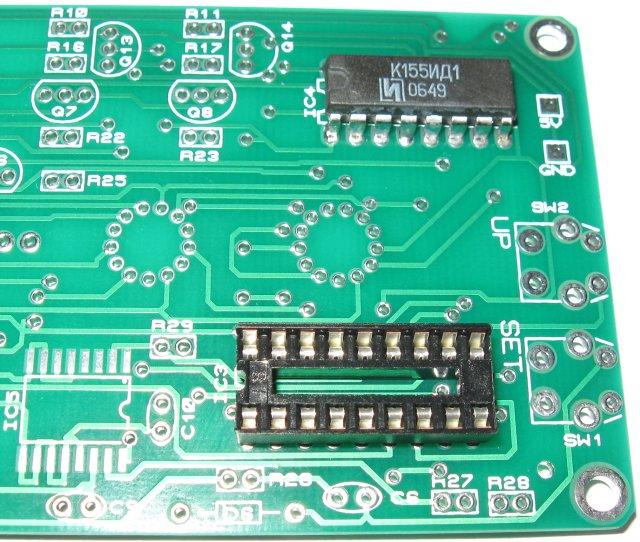 Insert IC4 directly into the PCB. Solder both components in place, but do NOT insert IC3 at this stage. This will be inserted at the very end of the assembly. Refer to figure 15.