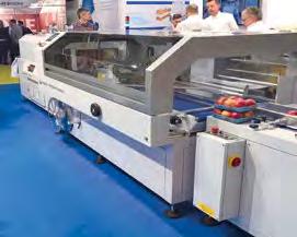 The HS 500 SERVO packer is the ideal solution for high-speed packaging, unstable products, stacked and heavy packs, the machine is equipped with a 520 mm transverse bar