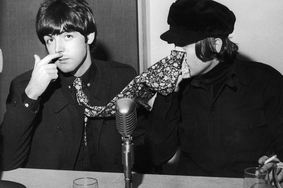 17 The Beatles - Tell Me Why - A Hard Day s Night Completed in eight takes on February 27, 1964 in between And I Love Her and If I Fell.