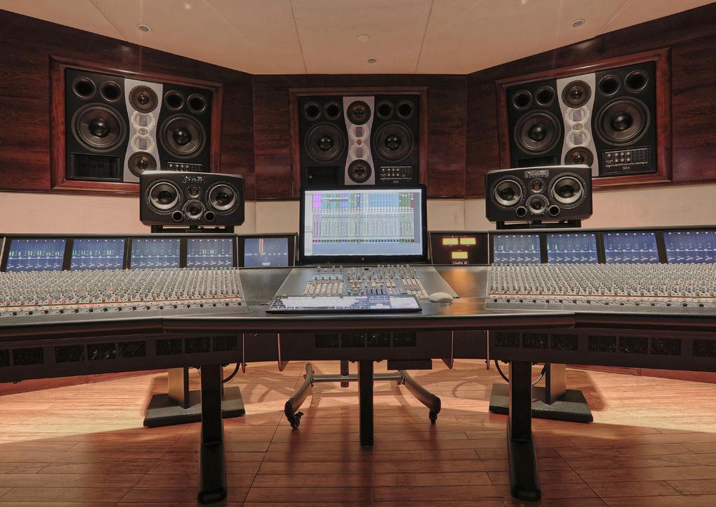 Duality δelta Large format hybrid production console Welcome to the world of Duality δelta, the large-format analogue console designed for the modern hybrid studio.