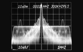 Figure 49. A field rate sweep signal showing frequency response distortion. Waveform Monitor - Sweep.