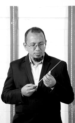 Ahmad Muriz Che Rose conductor Hailing from Penang, Ahmad Muriz Che Rose has excelled in music since his school days in Penang Free School where he performed with the school s military band and