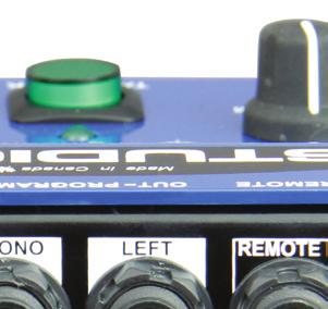 active. 1 2 3 10. : XLR connection for the external producer microphone. 14 15 2.