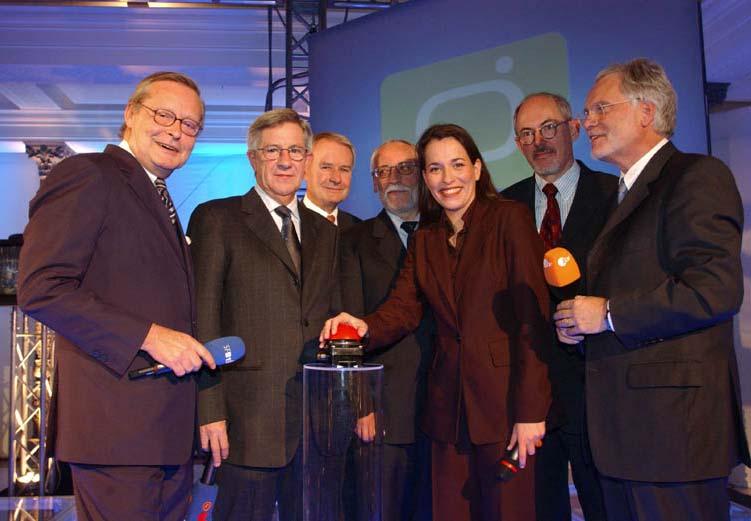 DTTB in Berlin and the City of Potsdam A New TV Age Begun Launch Ceremony on October 31, 2002 with the
