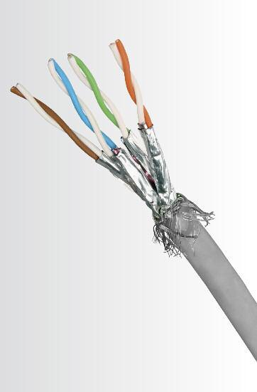 No system without installation and patch cables The performance of all components is required for the 10 Gbit high-speed data transfer.