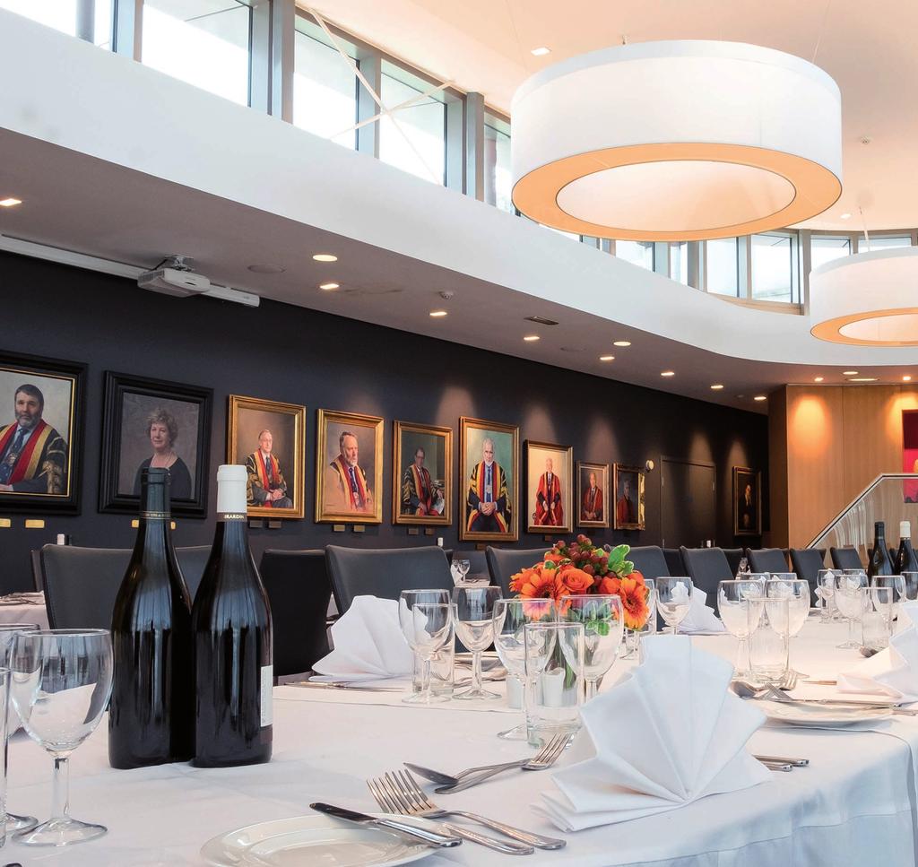 DINING Our elegant council chamber and modern, flexible galleries offer the perfect