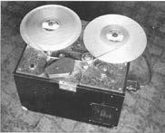 The combined system went on display at the Berlin Radio Show in 1935 as the K1 Magnetophon. The world s first practical tape recorder and magnetic tape was successfully demonstrated in public.