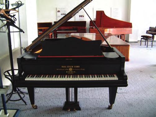 Klavierhistorische Sammlung 2009 Forte pianos Inventory number 51 Rud. Ibach Sohn Barmen 1898 Fortepiano Rud.