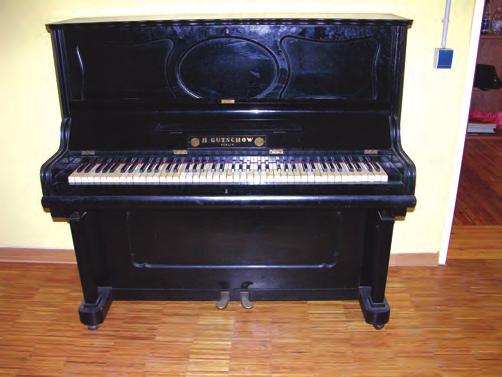 Upright pianos Historical piano collection 2011 Inventory number 54 H.