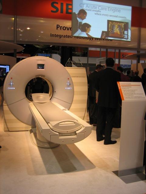 configuration) combines the established CT scanner and the newest thin-client solution of Siemens.