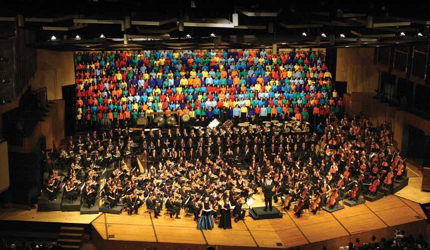 Mahler s Resurrection in 2004, in the Ríos Reyna concert hall, marked a milestone in the history of the SJVSB 2001 under the Orchestral Academic Program, which takes in the most outstanding players