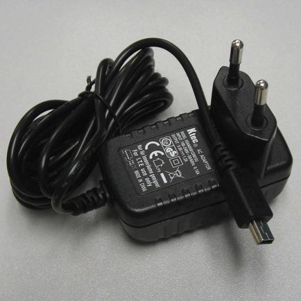 Adaptor Plugs for AC Adapter 4. AV Cable 5.