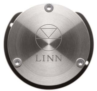 Linn Radikal uses a customised precious metal brushed dc motor with a moving coil rotor, high performance Neodymium magnets and a machined aluminium pulley designed and engineered by Linn.
