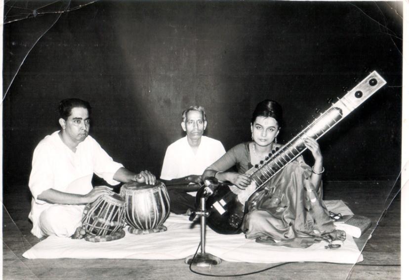 5:21 Bal Marathe On Tabla Shri.Bal Marathe Bal Marathe is a well known name in the classical music circle of Baroda. He was/is an extra ordinary Tabla player.