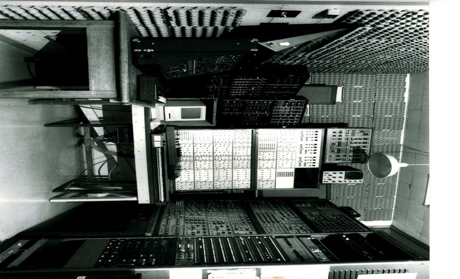 Photo 1: Early Virtual Orchestra,